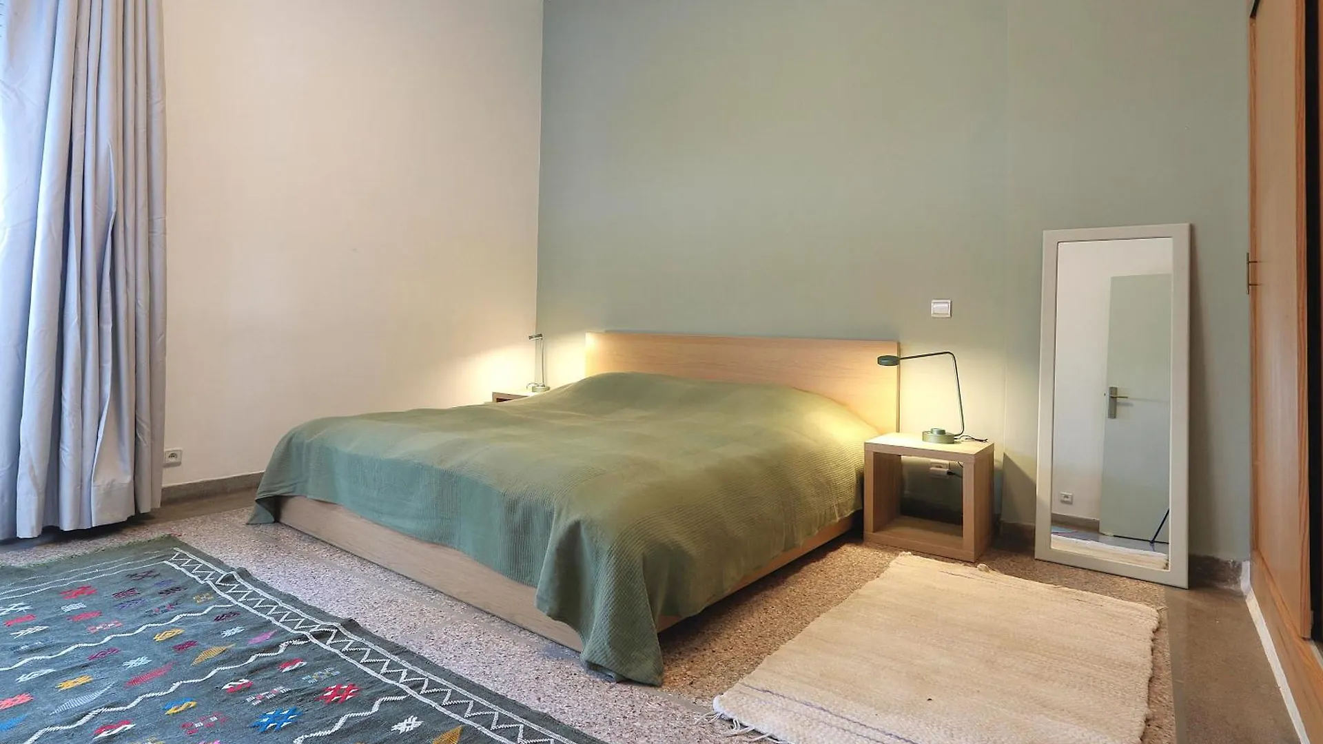 The 31 Grand Theatre By Ib Signature - Boho Chic 1Br Apt - With Wifi - Self Check-In - 24 X7 Security - City View With Terrace - Walk To Cafes! City Centre, Tram Casablanca 0*,